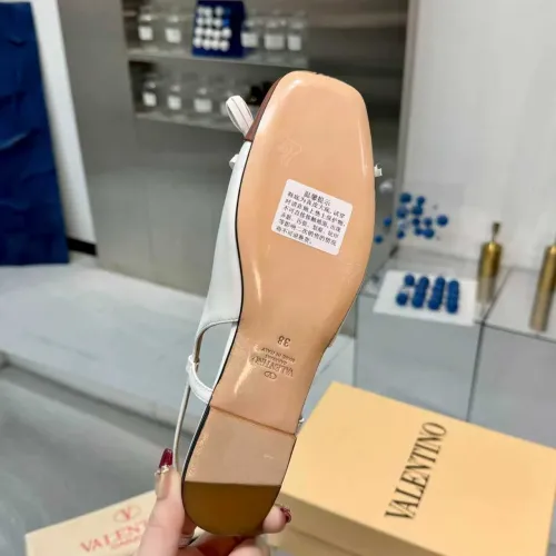 Cheap Valentino Sandal For Women #1392872 Replica Wholesale [$102.00 USD] [ITEM#1392872] on Replica Valentino Sandal