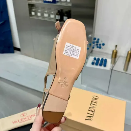 Cheap Valentino Sandal For Women #1392873 Replica Wholesale [$102.00 USD] [ITEM#1392873] on Replica Valentino Sandal