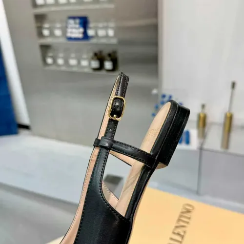 Cheap Valentino Sandal For Women #1392874 Replica Wholesale [$102.00 USD] [ITEM#1392874] on Replica Valentino Sandal