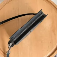 Cheap Gucci AAA Quality Messenger Bags For Women #1382110 Replica Wholesale [$68.00 USD] [ITEM#1382110] on Replica Gucci AAA Quality Messenger Bags