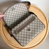 Cheap Gucci AAA Quality Messenger Bags For Unisex #1382124 Replica Wholesale [$85.00 USD] [ITEM#1382124] on Replica Gucci AAA Quality Messenger Bags