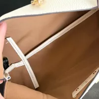 Cheap Gucci AAA Quality Handbags For Women #1382165 Replica Wholesale [$76.00 USD] [ITEM#1382165] on Replica Gucci AAA Quality Handbags