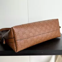 Cheap Gucci AAA Quality Shoulder Bags For Women #1382294 Replica Wholesale [$92.00 USD] [ITEM#1382294] on Replica Gucci AAA Quality Shoulder Bags