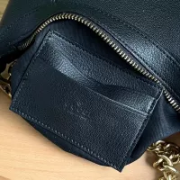 Cheap Gucci AAA Quality Shoulder Bags For Women #1382306 Replica Wholesale [$76.00 USD] [ITEM#1382306] on Replica Gucci AAA Quality Shoulder Bags