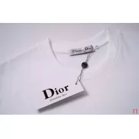Cheap Christian Dior T-Shirts Short Sleeved For Unisex #1383830 Replica Wholesale [$32.00 USD] [ITEM#1383830] on Replica Christian Dior T-Shirts