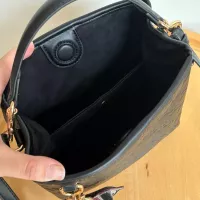 Cheap Gucci AAA Quality Messenger Bags For Women #1384154 Replica Wholesale [$96.00 USD] [ITEM#1384154] on Replica Gucci AAA Quality Messenger Bags