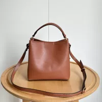 Cheap Gucci AAA Quality Messenger Bags For Women #1384156 Replica Wholesale [$92.00 USD] [ITEM#1384156] on Replica Gucci AAA Quality Messenger Bags