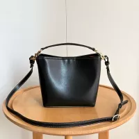 Cheap Gucci AAA Quality Messenger Bags For Women #1384157 Replica Wholesale [$72.00 USD] [ITEM#1384157] on Replica Gucci AAA Quality Messenger Bags