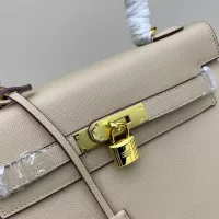 Cheap Hermes AAA Quality Handbags For Women #1384811 Replica Wholesale [$92.00 USD] [ITEM#1384811] on Replica Hermes AAA Quality Handbags