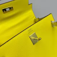Cheap Hermes AAA Quality Handbags For Women #1384813 Replica Wholesale [$92.00 USD] [ITEM#1384813] on Replica Hermes AAA Quality Handbags