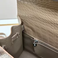 Cheap Hermes AAA Quality Handbags For Women #1384845 Replica Wholesale [$96.00 USD] [ITEM#1384845] on Replica Hermes AAA Quality Handbags