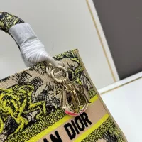 Cheap Christian Dior AAA Quality Handbags For Women #1386151 Replica Wholesale [$115.00 USD] [ITEM#1386151] on Replica Christian Dior AAA Quality Handbags