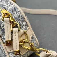 Cheap Christian Dior AAA Quality Handbags For Women #1386552 Replica Wholesale [$92.00 USD] [ITEM#1386552] on Replica Christian Dior AAA Quality Handbags