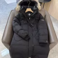 Cheap Canada Goose Down Feather Coat Long Sleeved For Women #1387256 Replica Wholesale [$257.85 USD] [ITEM#1387256] on Replica Canada Goose Down Feather Coat