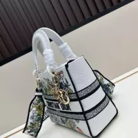 Cheap Christian Dior AAA Quality Handbags For Women #1387344 Replica Wholesale [$105.00 USD] [ITEM#1387344] on Replica Christian Dior AAA Quality Handbags