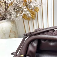 Cheap Bottega Veneta BV AAA Quality Messenger Bags For Women #1388016 Replica Wholesale [$100.00 USD] [ITEM#1388016] on Replica Bottega Veneta BV AAA Quality Messenger Bags