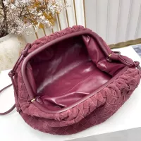 Cheap Bottega Veneta BV AAA Quality Messenger Bags For Women #1388020 Replica Wholesale [$112.00 USD] [ITEM#1388020] on Replica Bottega Veneta BV AAA Quality Messenger Bags