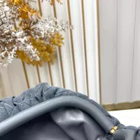 Cheap Bottega Veneta BV AAA Quality Messenger Bags For Women #1388021 Replica Wholesale [$100.00 USD] [ITEM#1388021] on Replica Bottega Veneta BV AAA Quality Messenger Bags