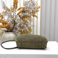 Cheap Bottega Veneta BV AAA Quality Messenger Bags For Women #1388025 Replica Wholesale [$100.00 USD] [ITEM#1388025] on Replica Bottega Veneta BV AAA Quality Messenger Bags