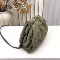 Cheap Bottega Veneta BV AAA Quality Messenger Bags For Women #1388025 Replica Wholesale [$100.00 USD] [ITEM#1388025] on Replica Bottega Veneta BV AAA Quality Messenger Bags