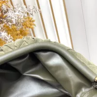 Cheap Bottega Veneta BV AAA Quality Messenger Bags For Women #1388026 Replica Wholesale [$112.00 USD] [ITEM#1388026] on Replica Bottega Veneta BV AAA Quality Messenger Bags