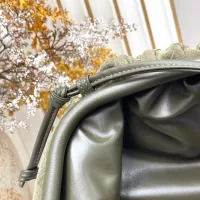 Cheap Bottega Veneta BV AAA Quality Messenger Bags For Women #1388026 Replica Wholesale [$112.00 USD] [ITEM#1388026] on Replica Bottega Veneta BV AAA Quality Messenger Bags