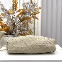 Cheap Bottega Veneta BV AAA Quality Messenger Bags For Women #1388032 Replica Wholesale [$112.00 USD] [ITEM#1388032] on Replica Bottega Veneta BV AAA Quality Messenger Bags