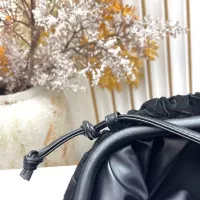 Cheap Bottega Veneta BV AAA Quality Messenger Bags For Women #1388036 Replica Wholesale [$112.00 USD] [ITEM#1388036] on Replica Bottega Veneta BV AAA Quality Messenger Bags