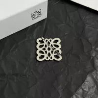 Cheap LOEWE Brooches #1388656 Replica Wholesale [$34.00 USD] [ITEM#1388656] on Replica LOEWE Brooches