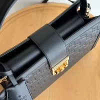 Cheap Gucci AAA Quality Messenger Bags For Women #1389420 Replica Wholesale [$82.00 USD] [ITEM#1389420] on Replica Gucci AAA Quality Messenger Bags