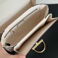 Cheap Gucci AAA Quality Messenger Bags For Women #1389421 Replica Wholesale [$82.00 USD] [ITEM#1389421] on Replica Gucci AAA Quality Messenger Bags