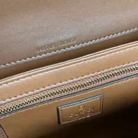 Cheap Gucci AAA Quality Messenger Bags For Women #1389424 Replica Wholesale [$82.00 USD] [ITEM#1389424] on Replica Gucci AAA Quality Messenger Bags