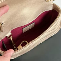 Cheap Gucci AAA Quality Messenger Bags For Women #1389473 Replica Wholesale [$68.00 USD] [ITEM#1389473] on Replica Gucci AAA Quality Messenger Bags