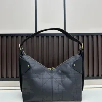 Cheap Christian Dior AAA Quality Shoulder Bags For Women #1392099 Replica Wholesale [$92.00 USD] [ITEM#1392099] on Replica Christian Dior AAA Quality Shoulder Bags