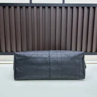 Cheap Christian Dior AAA Quality Shoulder Bags For Women #1392099 Replica Wholesale [$92.00 USD] [ITEM#1392099] on Replica Christian Dior AAA Quality Shoulder Bags