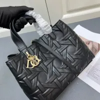 Cheap Christian Dior AAA Quality Handbags For Women #1392153 Replica Wholesale [$132.00 USD] [ITEM#1392153] on Replica Christian Dior AAA Quality Handbags