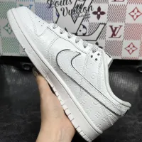 Cheap Louis Vuitton Casual Shoes For Women #1392374 Replica Wholesale [$98.00 USD] [ITEM#1392374] on Replica Louis Vuitton Casual Shoes