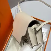 Cheap Hermes AAA Quality Messenger Bags For Women #1392474 Replica Wholesale [$98.00 USD] [ITEM#1392474] on Replica Hermes AAA Quality Messenger Bags