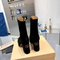 Cheap Valentino Boots For Women #1392565 Replica Wholesale [$145.00 USD] [ITEM#1392565] on Replica Valentino Boots