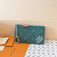 Cheap Louis Vuitton LV Bag Buckle #1392779 Replica Wholesale [$60.00 USD] [ITEM#1392779] on Replica Louis Vuitton LV Key Holder And Bag Buckle