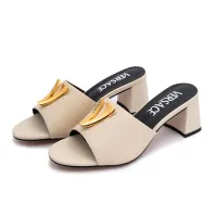 Cheap Versace Slippers For Women #1392837 Replica Wholesale [$85.00 USD] [ITEM#1392837] on Replica Versace Slippers