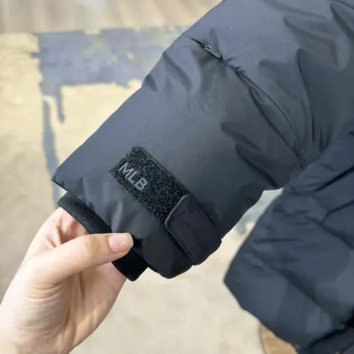 Cheap New York Yankees Down Feather Coat Long Sleeved For Unisex #1393137 Replica Wholesale [$172.00 USD] [ITEM#1393137] on Replica New York Yankees Down Feather Coat