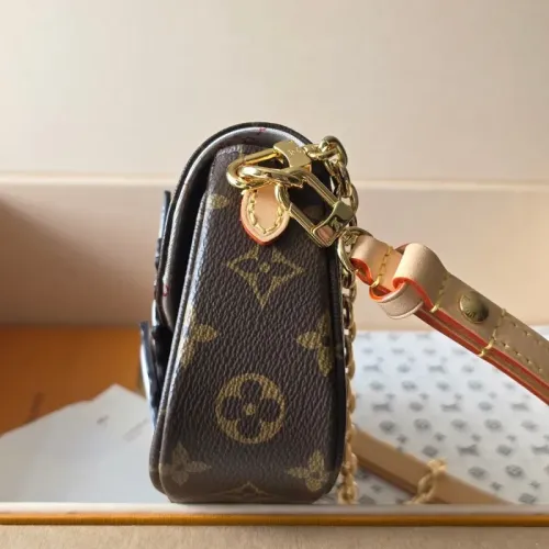Cheap Louis Vuitton AAA Quality Shoulder Bags #1393149 Replica Wholesale [$122.00 USD] [ITEM#1393149] on Replica Louis Vuitton AAA Quality Shoulder Bags