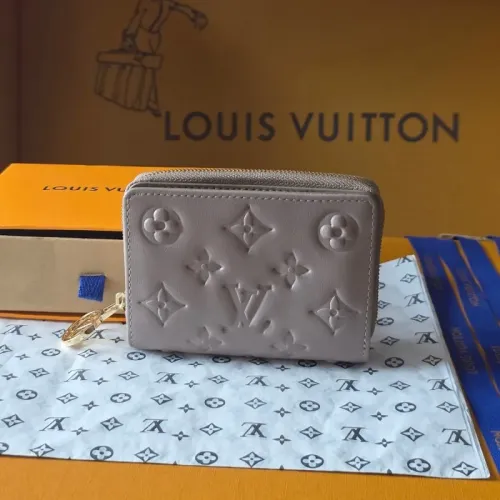 Louis Vuitton AAA Quality Wallets #1393164