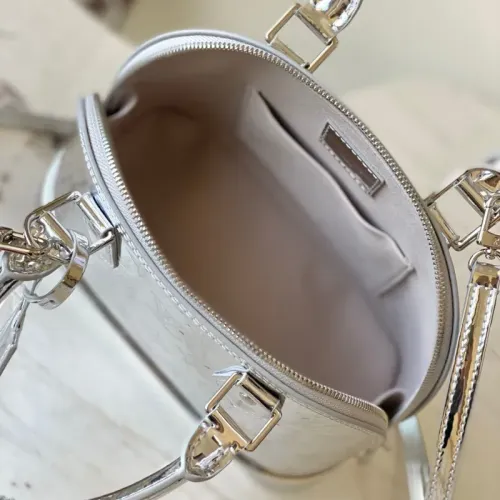 Cheap Louis Vuitton AAA Quality Handbags #1393187 Replica Wholesale [$195.00 USD] [ITEM#1393187] on Replica Louis Vuitton AAA Quality Handbags