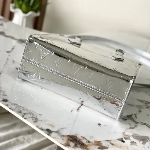 Cheap Louis Vuitton AAA Quality Handbags #1393189 Replica Wholesale [$200.00 USD] [ITEM#1393189] on Replica Louis Vuitton AAA Quality Handbags