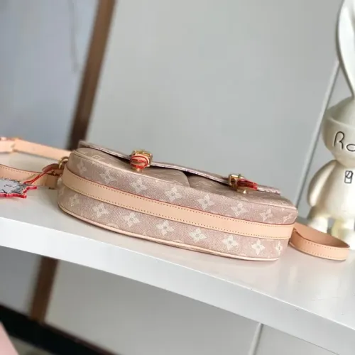 Cheap Louis Vuitton AAA Quality Messenger Bags For Women #1393201 Replica Wholesale [$190.00 USD] [ITEM#1393201] on Replica Louis Vuitton AAA Quality Messenger Bags