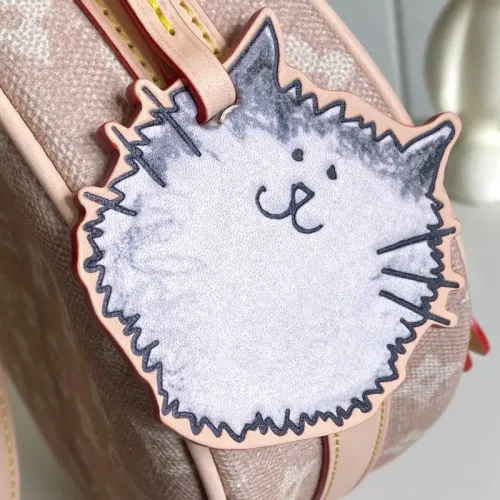 Cheap Louis Vuitton AAA Quality Messenger Bags For Women #1393201 Replica Wholesale [$190.00 USD] [ITEM#1393201] on Replica Louis Vuitton AAA Quality Messenger Bags