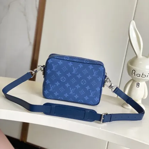 Cheap Louis Vuitton AAA Quality Messenger Bags For Unisex #1393205 Replica Wholesale [$182.00 USD] [ITEM#1393205] on Replica Louis Vuitton AAA Quality Messenger Bags