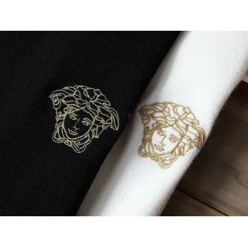 Cheap Versace Sweaters Long Sleeved For Men #1393224 Replica Wholesale [$42.00 USD] [ITEM#1393224] on Replica Versace Sweaters